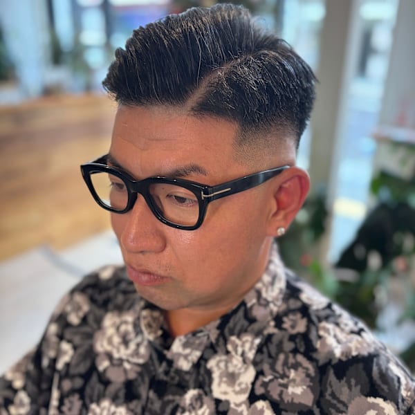 ビジネスマンにもハマる“攻めすぎない”スキンフェード