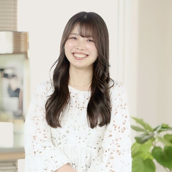 hum立川【ハムタチカワ】のスタッフ紹介。akari [立川駅]