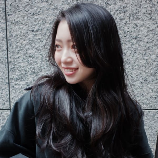 顔周りカット レイヤーカット 黒髪 小顔カット 20代 艶髪|LOUIMADNA栄