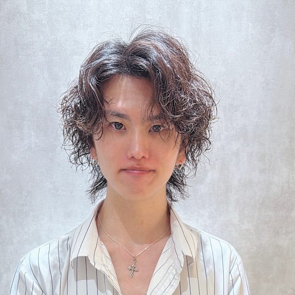 ミルボンAujua認定サロン fizelleあべのルシアス店【フィゼル　アベノルシアステン】のスタッフ紹介。吉崎　竜也