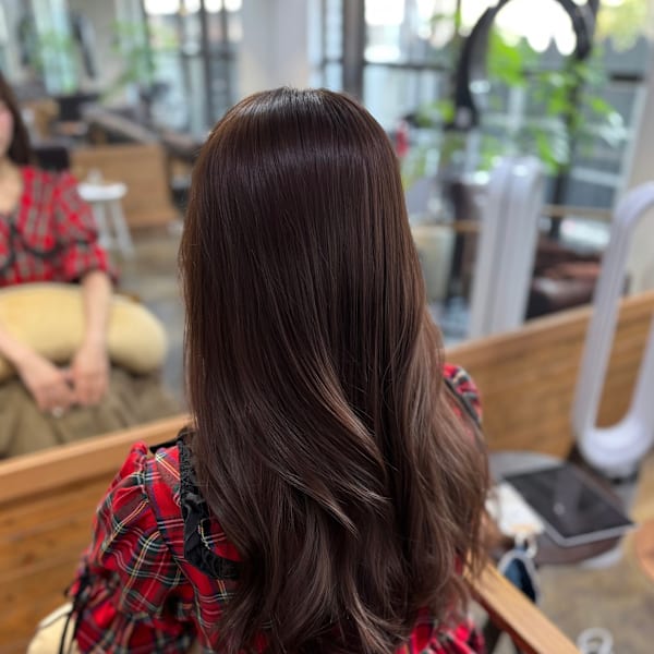 綺麗な艶髪スタイル　美髪ロングレイヤー　
