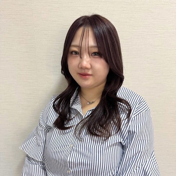 PA.ZA.PA.  嶋店【パザパ シマテン】のスタッフ紹介。松田　亜美