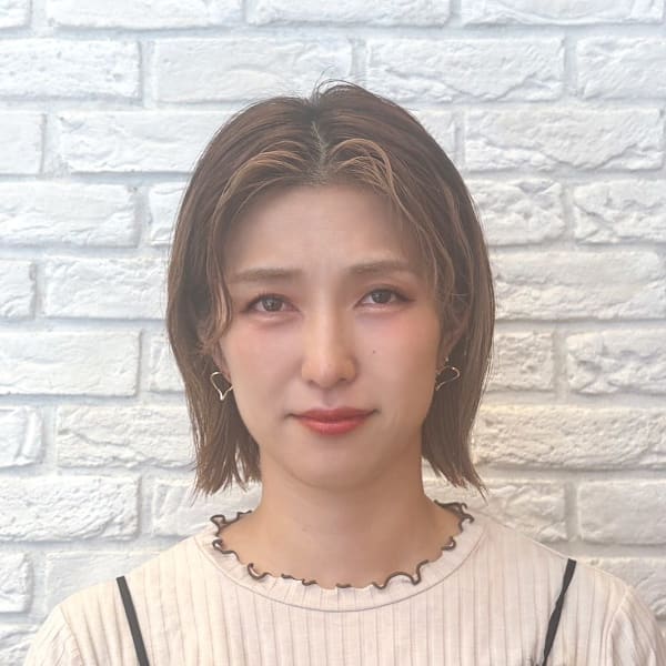 PA.ZA.PA. 交り江店【パザパ】【パザパマジリエテン】のスタッフ紹介。安達 朋