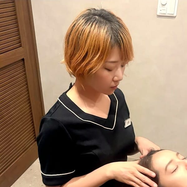 トータルサロンGreen 町田【トータルサロン グリーン マチダ】のスタッフ紹介。コンドウ