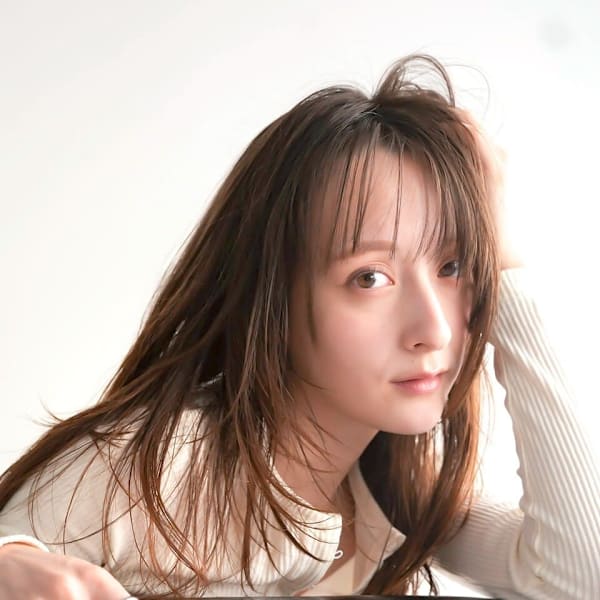 韓国顔まわりレイヤーカットグレージュオリーブベージュブラウン|Dijon 髪質改善×ダブルカラー×縮毛矯正 渋谷 原宿 表参道【ディジョン】