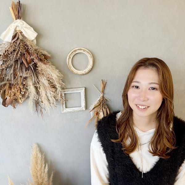 LiLi.hair【リリヘアー】のスタッフ紹介。武田 瑞穂
