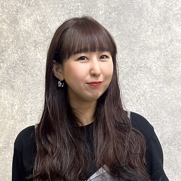 髪質改善central三宮店 縮毛矯正/ブリーチ/ダブルカラー/ボブ/レイヤー/カット【カミシツカイゼンセントラルサンノミヤテン】のスタッフ紹介。Rino