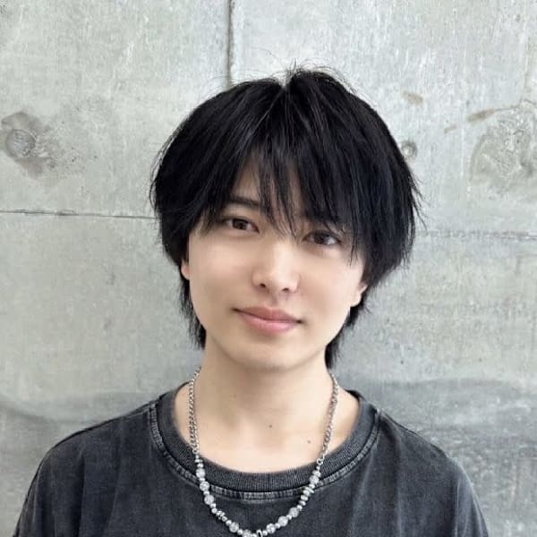 Lond Bloom 天神大名店【ロンドブルーム テンジンダイミョウテン】のスタッフ紹介。かずや