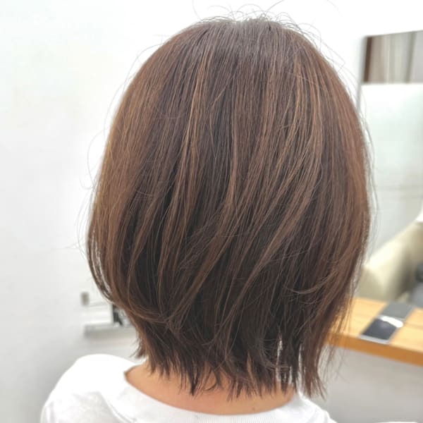 白髪ぼかし　レイヤーボブ　くびれボブ|co-kyu 袋町