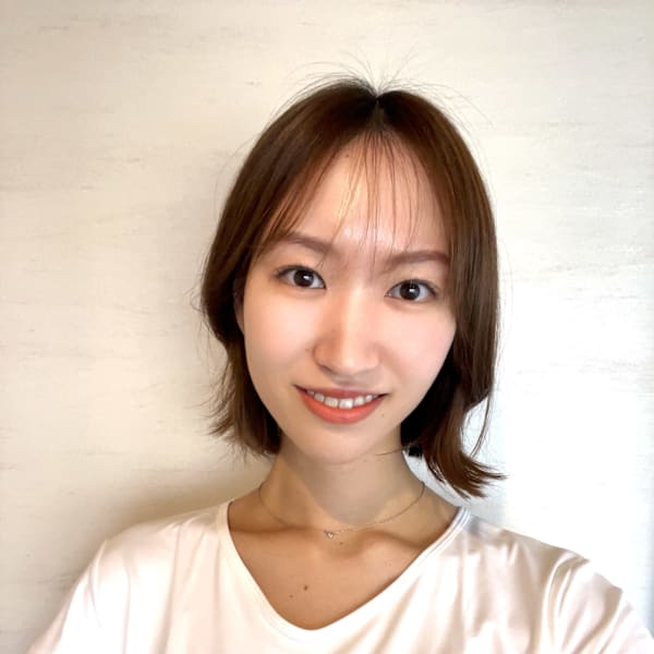 全力ストレッチ新宿御苑店【ゼンリョクストレッチシンジュクギョエンテン】のスタッフ紹介。モエ