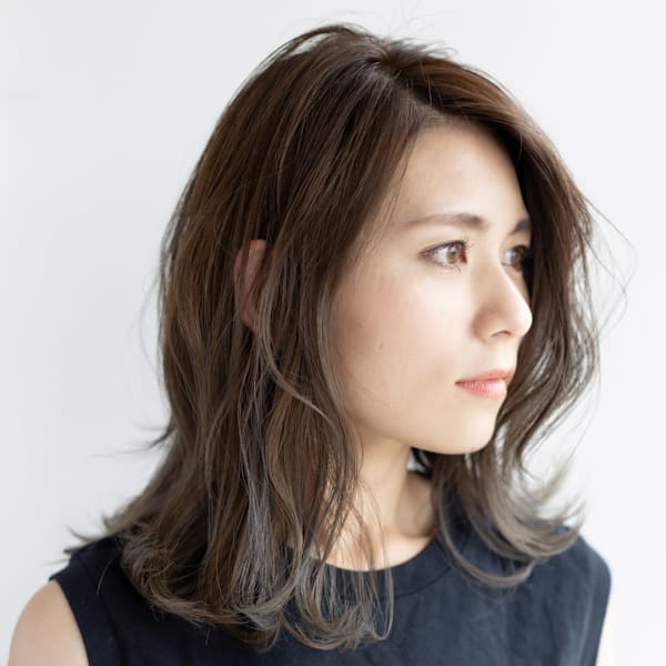 大人のミディアムヘア