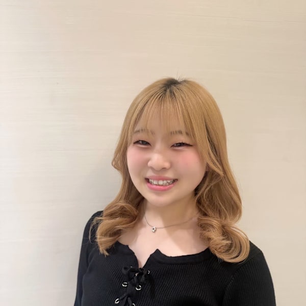 MODE K's eau店【モードケイズ エミューテン】のスタッフ紹介。長澤 和花