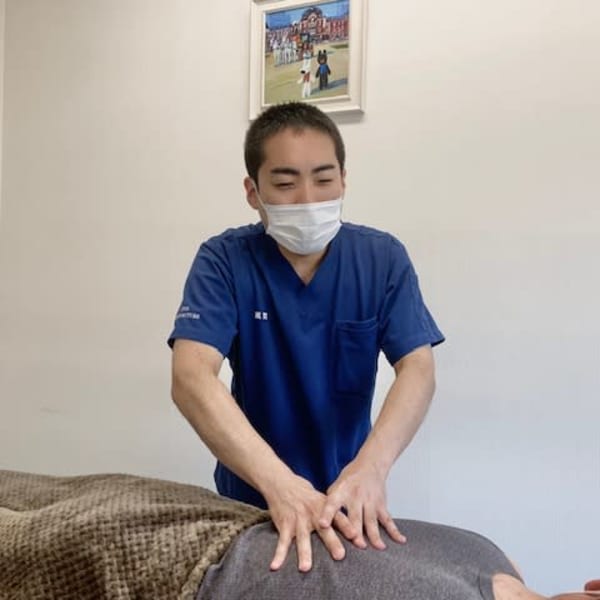 伊藤マッサージサロン【イトウマッサージサロン】のスタッフ紹介。カザマ　ユウイチ