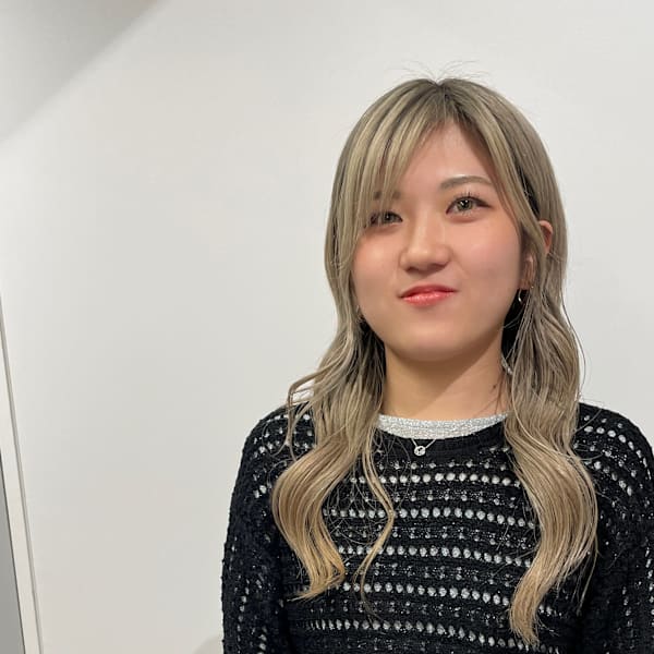 Quattro【キャトル】のスタッフ紹介。仲田 瑠衣