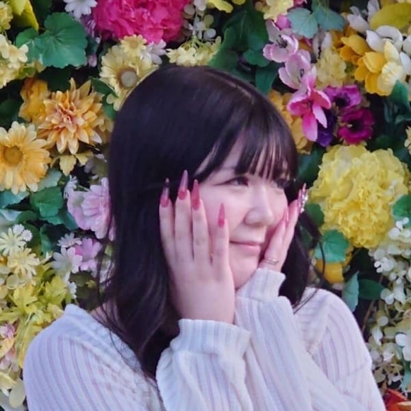 Lili Nail Studio 西荻窪駅前店【リリ ネイル スタジオ ニシオギクボエキマエテン】のスタッフ紹介。セイケ ミノリ