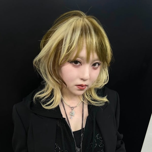 セクションカラー ケアブリーチ ブリーチカラー 表参道/原宿