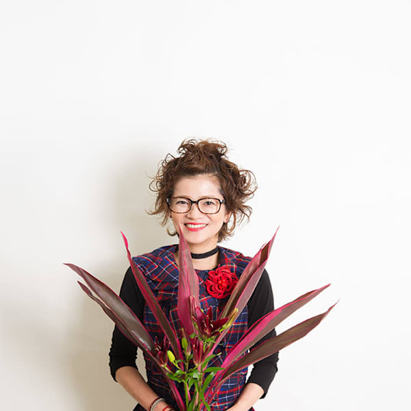 Hair&Esthe HIROIN 池袋店【ヘアアンドエステ ヒロイン イケブクロテン】のスタッフ紹介。杉山 しのぶ