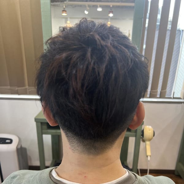 メンズのツーブロックスタイル^_^|Re:ta Hair