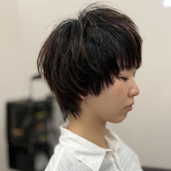 丸みのあるシルエットが特徴のナチュラルショート|TERRAS of belle