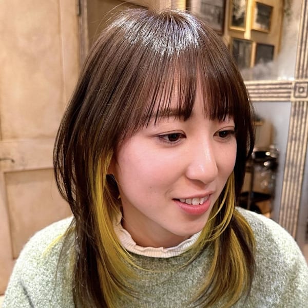 ハッシュカット/ミディアムレイヤー|Ellen by artina 新宿店