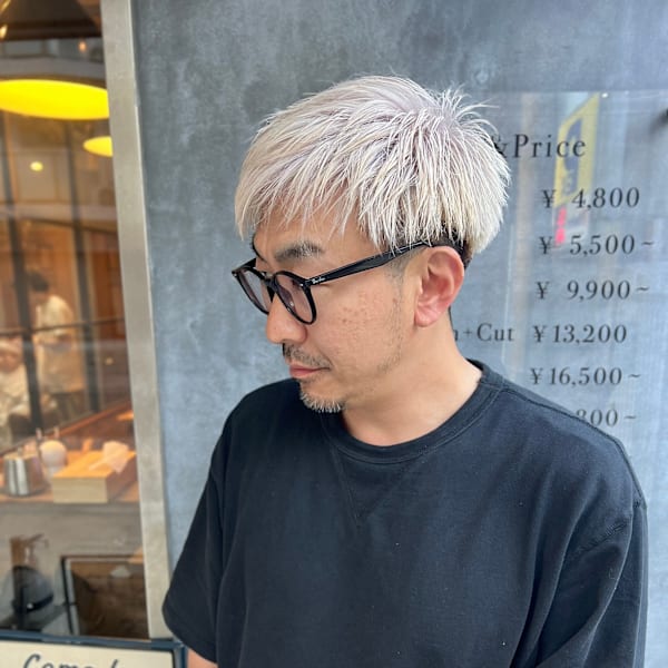 ホワイトカラー×ショートレイヤー|BUZZIot/h