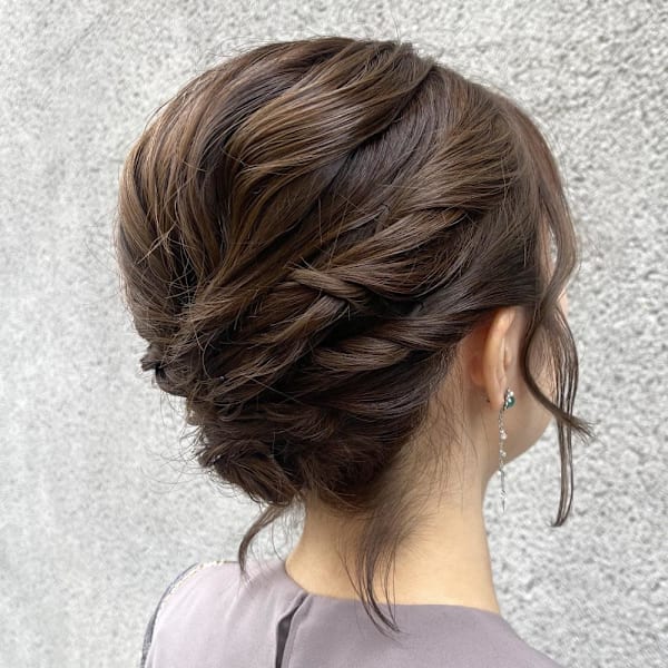 えりあし3センチボブ お呼ばれアップスタイル|MANOHARU