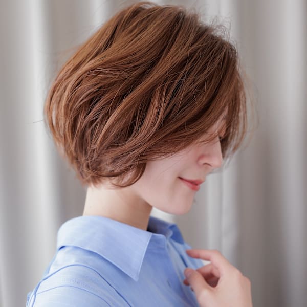 ゆるふわミディアム大人美人かきあげショートボブ30代40代