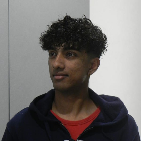 スペインカール/スキンフェード/多賀城/利府/塩釜|BARBER vivre25【ヴィブル】 | 多賀城市・完全個室のモダン理容室