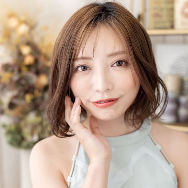 フェイスフレーミング抜け感くびれミディアムゆるふわミディアム|COVER HAIR bliss【カバーヘア ブリス】戸田公園/戸田公園西口店