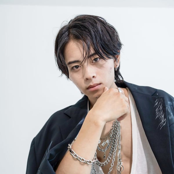 韓国風 束感センターパート/メンズ