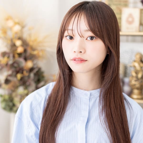 シースルーバング顔回りレイヤーストレート　チャコールグレー|COVER HAIR bliss【カバーヘア ブリス】上尾/上尾西口店