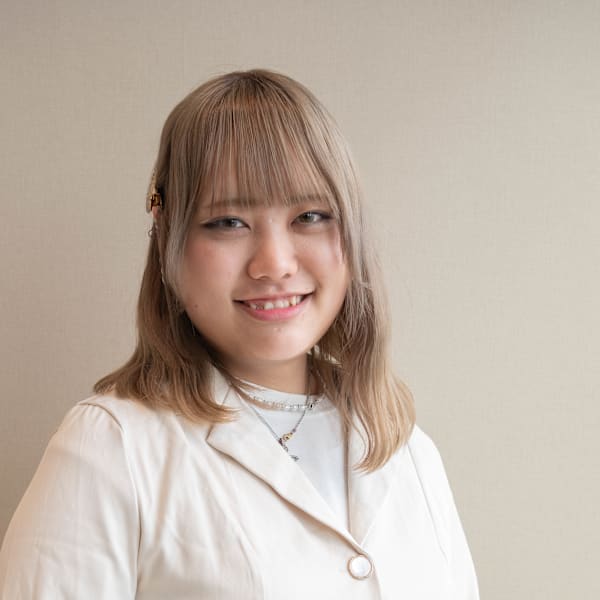 THREELAND【スリーランド】のスタッフ紹介。下道 彩咲