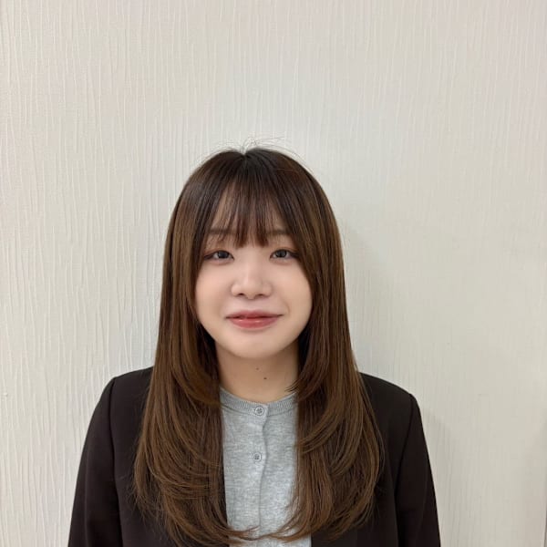 美容室クラフト 成田店【ビヨウシツクラフトナリタテン】のスタッフ紹介。藤木　こころ