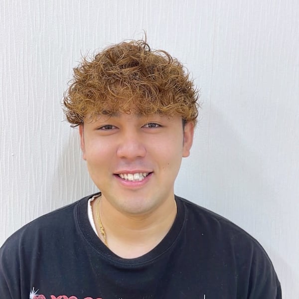 美容室クラフト 成田店【ビヨウシツクラフトナリタテン】のスタッフ紹介。森　啓夢