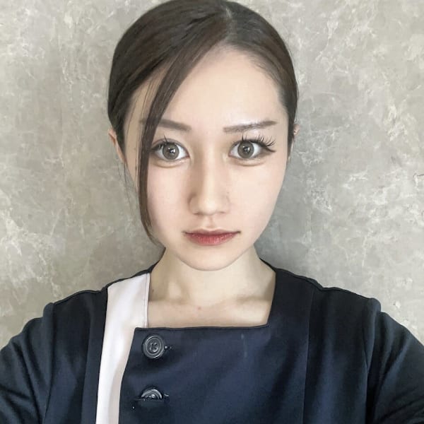 韓国肌管理Belle 大宮【カンコクハダカンリ ベル オオミヤ】のスタッフ紹介。ムラカミ ベルオオミヤ