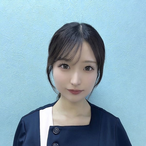 韓国肌管理Belle 錦糸町【カンコクハダカンリ ベル キンシチョウ】のスタッフ紹介。ハヤシ ベルキンシチョウ