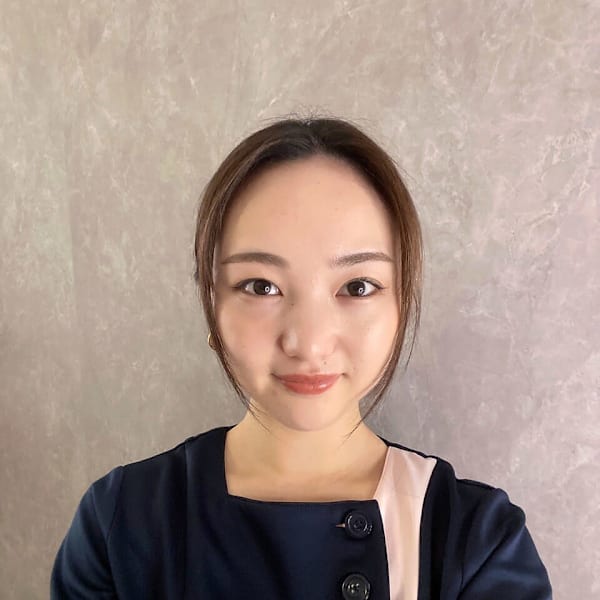 韓国肌管理Belle 川崎【カンコクハダカンリ ベル カワサキ】のスタッフ紹介。イシドヤ ハルナ