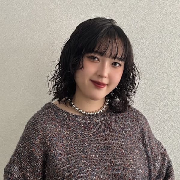 KAINO 光明池店【カイノ コウミョウイケテン】のスタッフ紹介。関谷　李咲