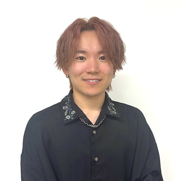 KAINO フレスポしんかな店【カイノ フレスポシンカナテン】のスタッフ紹介。山本 裕士