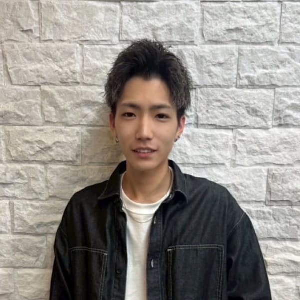 KAINO 梅田店【カイノ ウメダテン】のスタッフ紹介。中谷 駿介