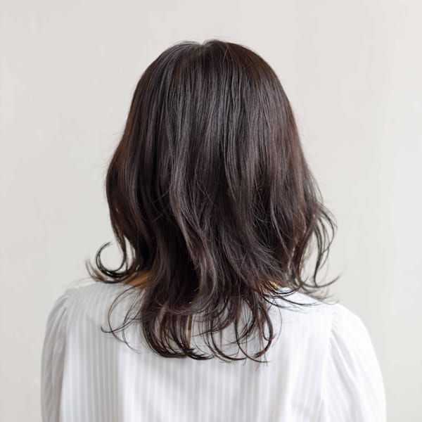 大人のセミロングヘア