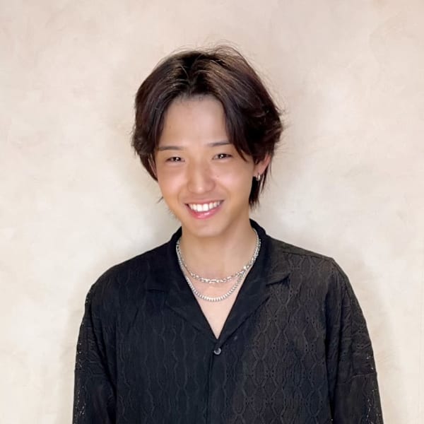 KAINO イオンモール岡山店【カイノ イオンモールオカヤマテン】のスタッフ紹介。黒明 銀次