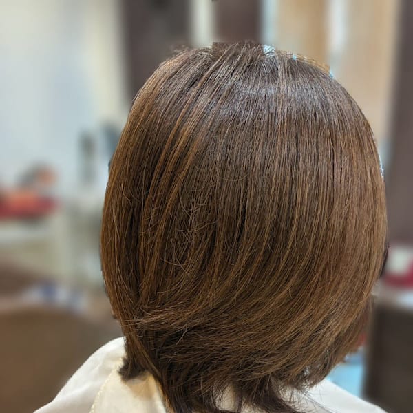 大人ミディアム レイヤーカット 30代/40代/50代|Party ticket.