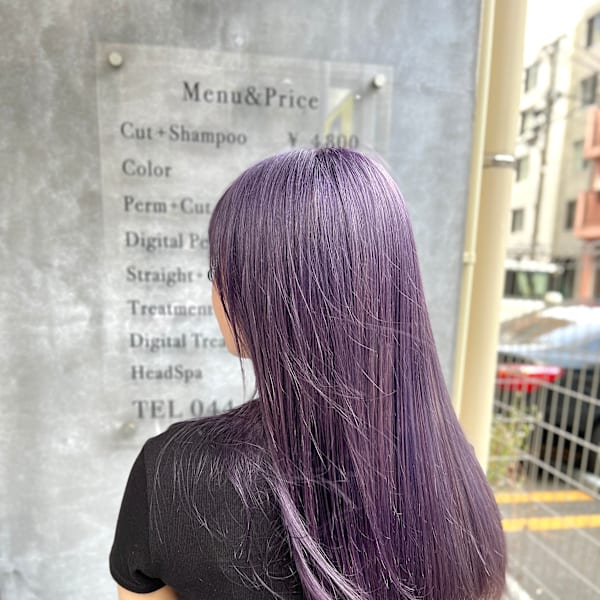 【ブリーチ必須】大人グレージュ×ラベンダーの艶感ロング|BUZZIot/h