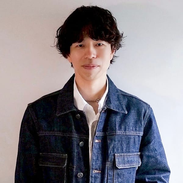 MOON by KENJE【ムーンバイケンジ】のスタッフ紹介。ヒシダ ユウイチ