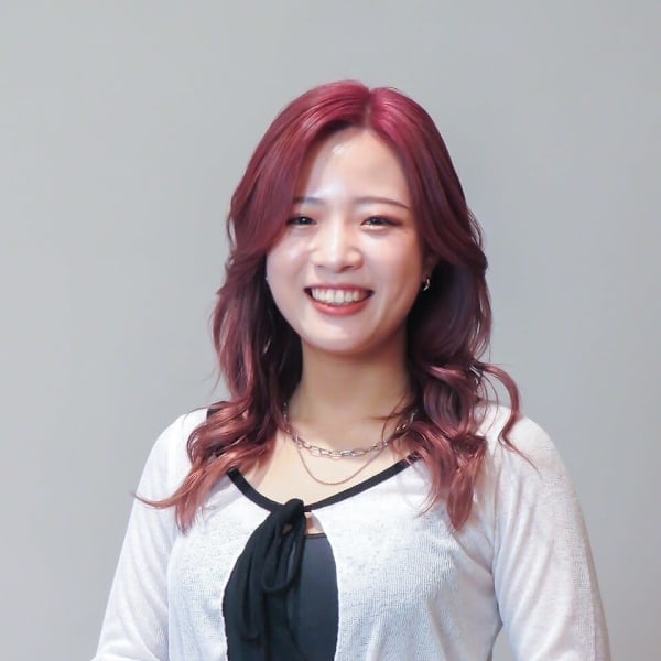 Natural Spot【ナチュラルスポット】のスタッフ紹介。進 亜由佳