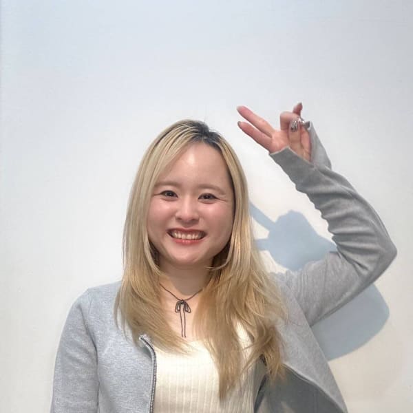 Hair Dco【ヘアーディーシーオー】のスタッフ紹介。YURINO