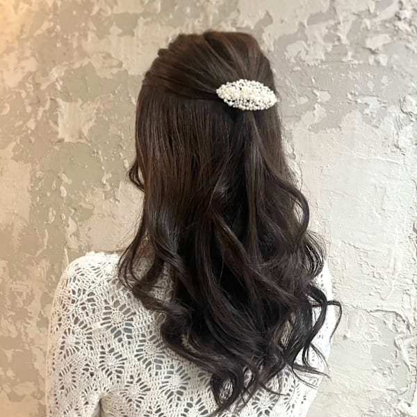 ハーフアップ・エレガントダウンスタイル