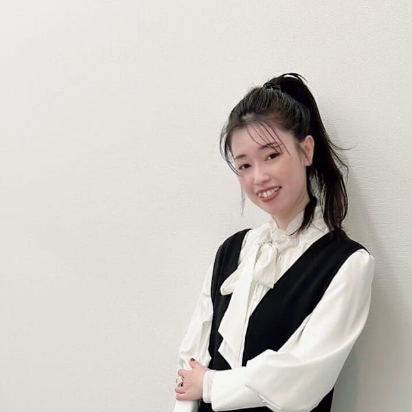 aiti by ilo.hair【アイティ バイ イロヘア】のスタッフ紹介。清水 莉々花