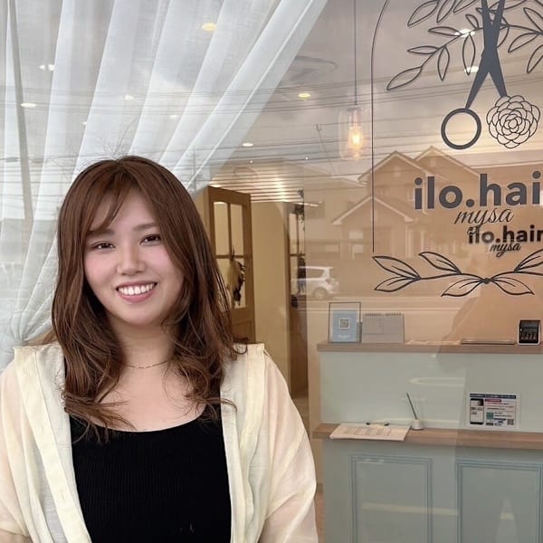 半個室サロン ilo.hair mysa 矢作店【ハンコシツサロン イロヘア ミーサ ヤハギテン】のスタッフ紹介。中根 さゆり